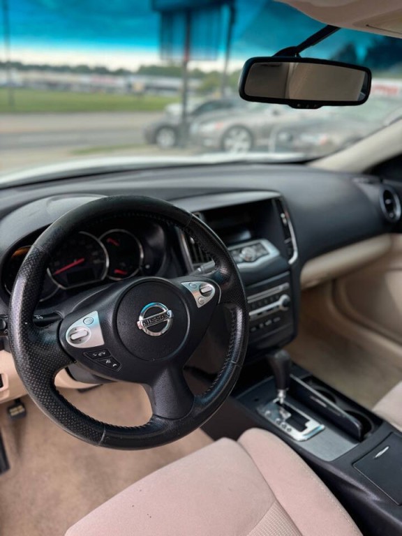 2013 Nissan Maxima Image 6
