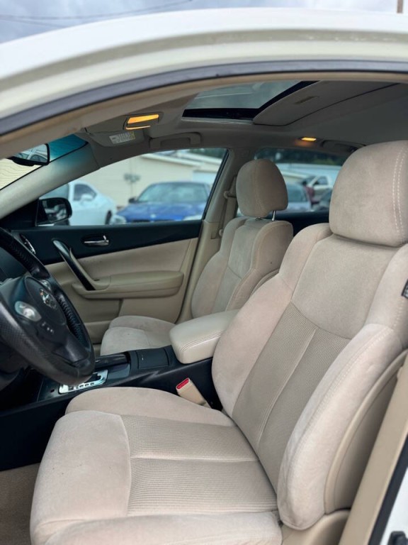 2013 Nissan Maxima Image 7