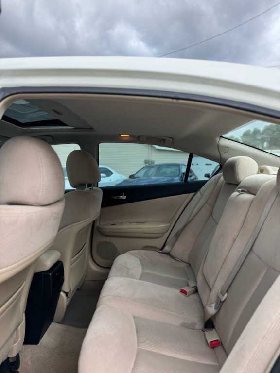 2013 Nissan Maxima Image 9