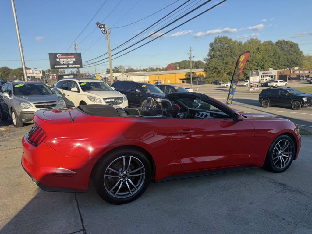 2017 Ford Mustang Image 14