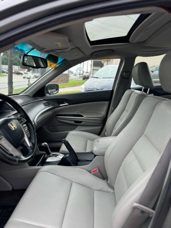 2010 Honda Accord Image 7