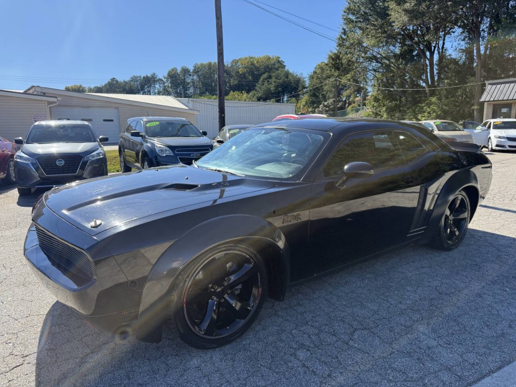 2013 Dodge Challenger Image 2