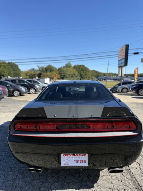 2013 Dodge Challenger Image 10