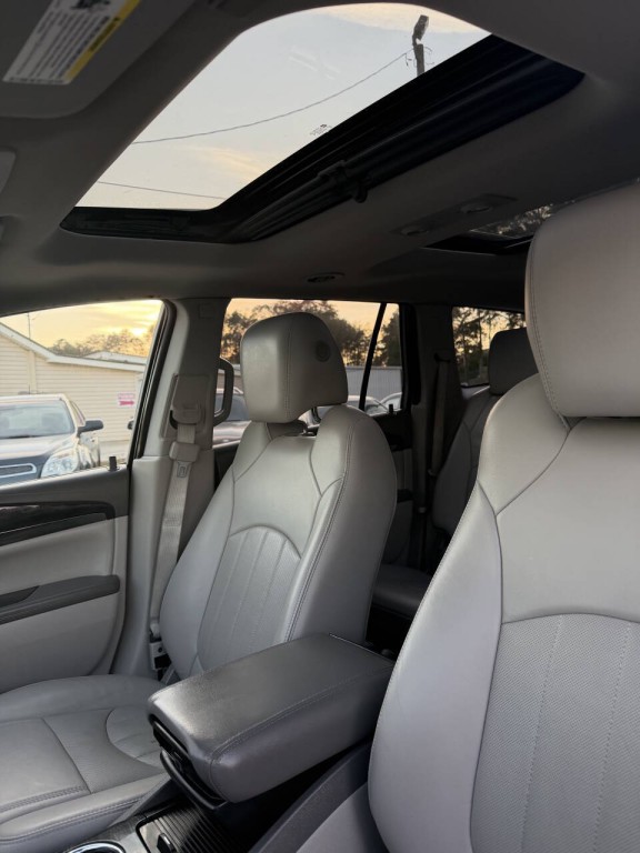 2016 Buick Enclave Image 10