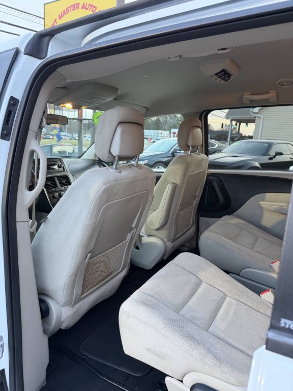 2014 Dodge Grand Caravan Image 7