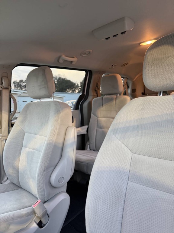 2014 Dodge Grand Caravan Image 9