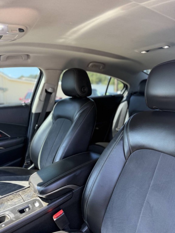 2015 Buick LaCrosse Image 8