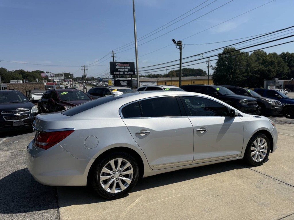 2015 Buick LaCrosse Image 11