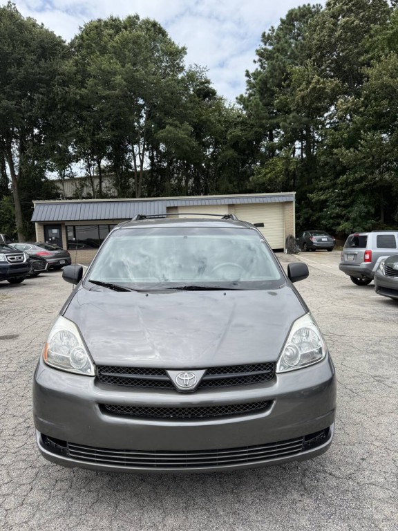 2005 Toyota Sienna Image 4