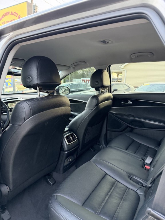 2018 Kia Sorento Image 5