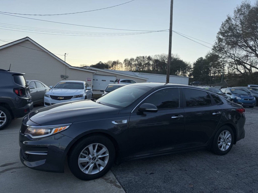 2017 Kia Optima Image 2