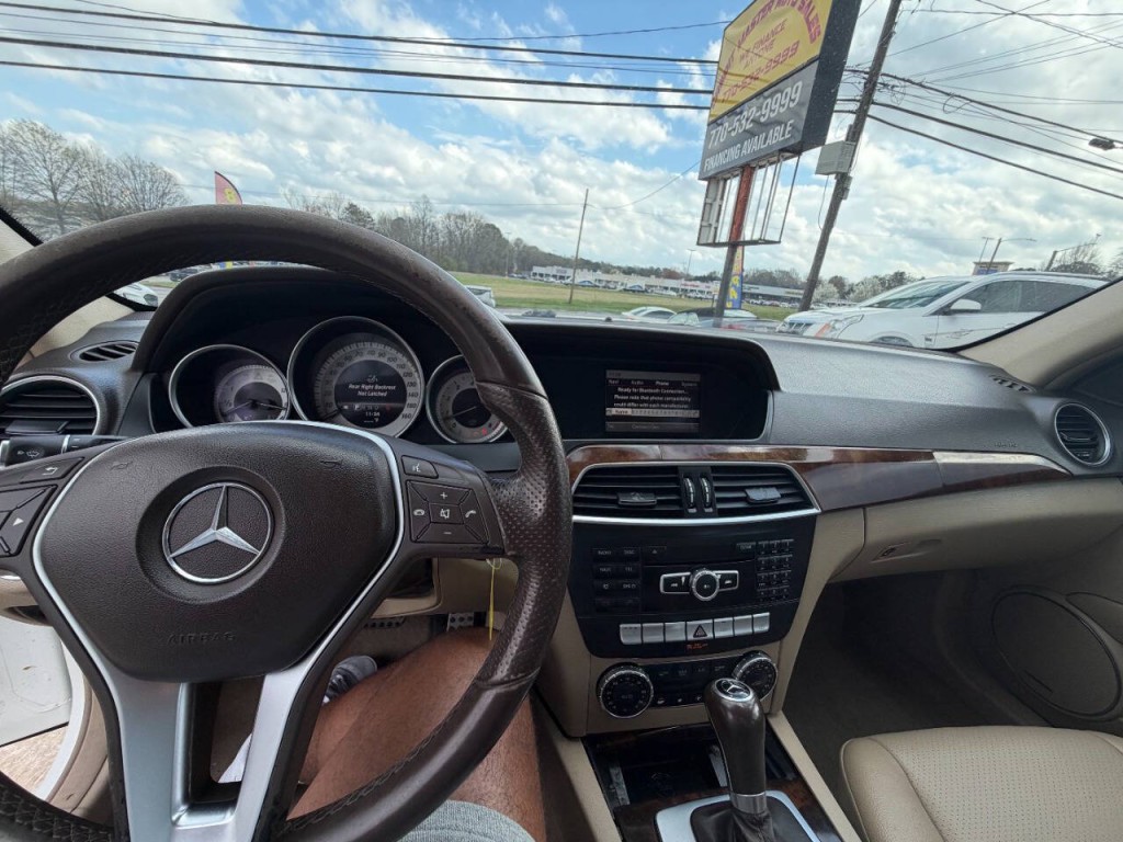 2013 Mercedes-Benz C-Class Image 4