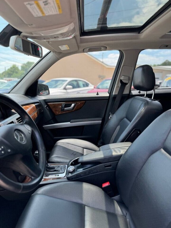 2012 Mercedes-Benz GLK-Class Image 6