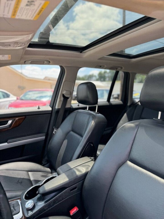 2012 Mercedes-Benz GLK-Class Image 7