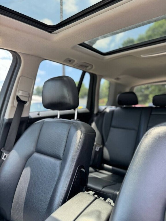 2012 Mercedes-Benz GLK-Class Image 8