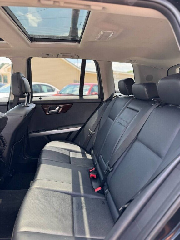 2012 Mercedes-Benz GLK-Class Image 9