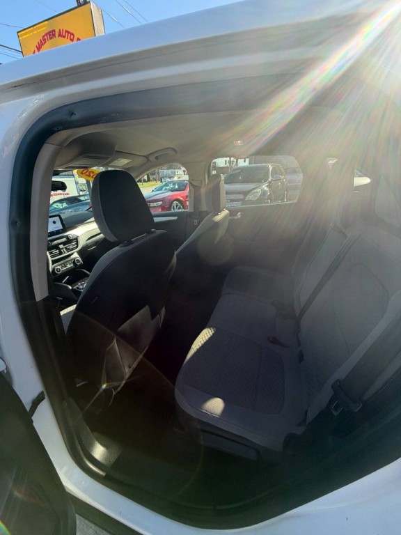 2020 Ford Escape Image 6