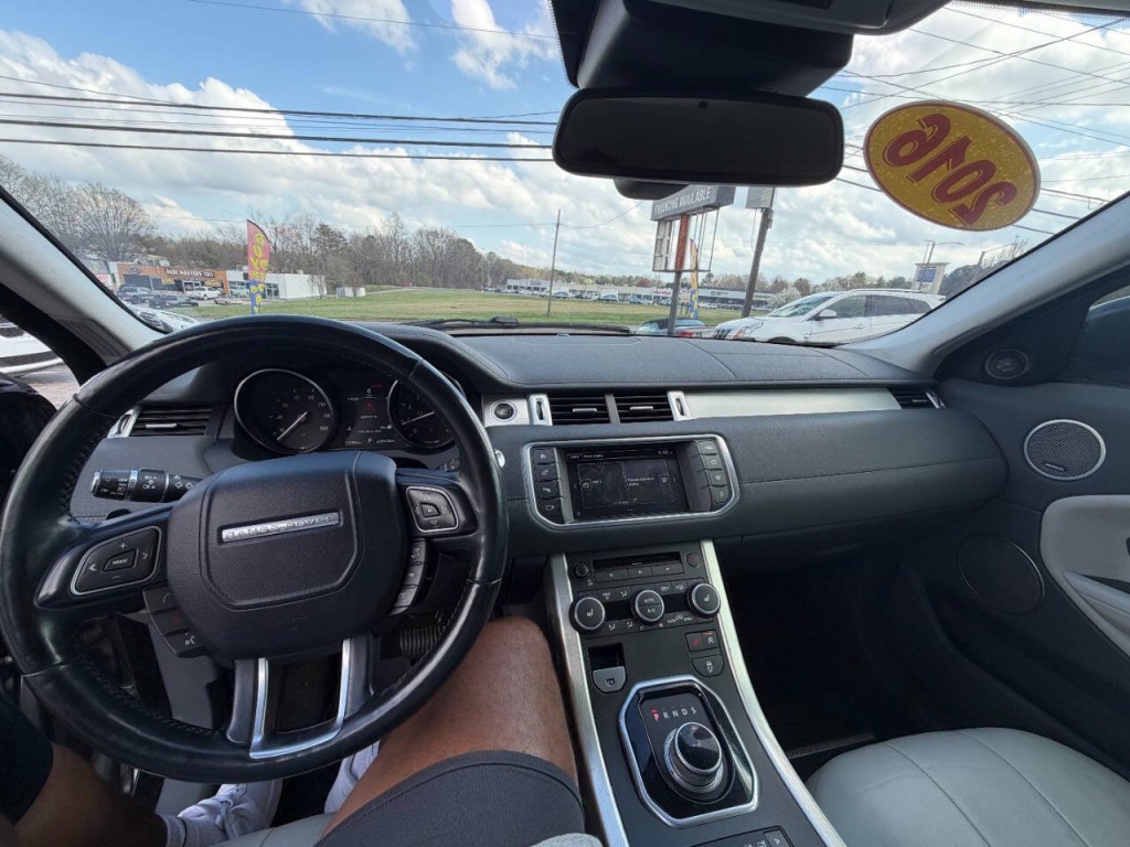 2016 Land Rover Range Rover Evoque Image 5