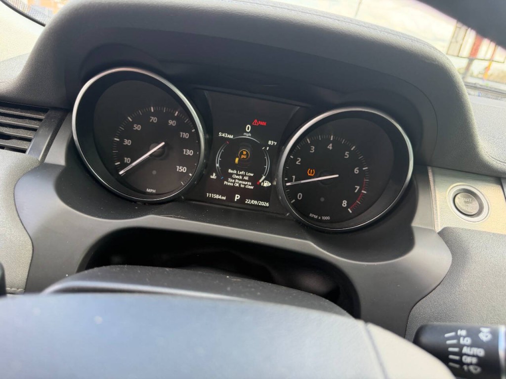 2016 Land Rover Range Rover Evoque Image 9