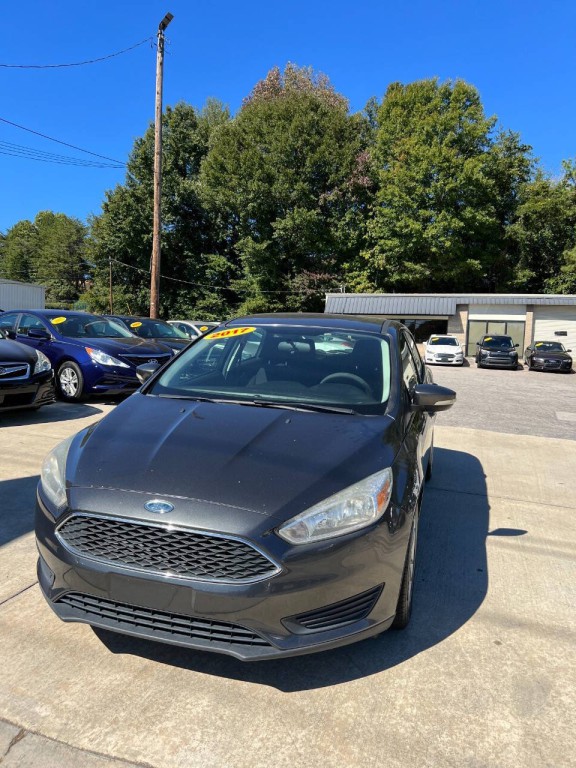 2017 Ford Focus Image 2