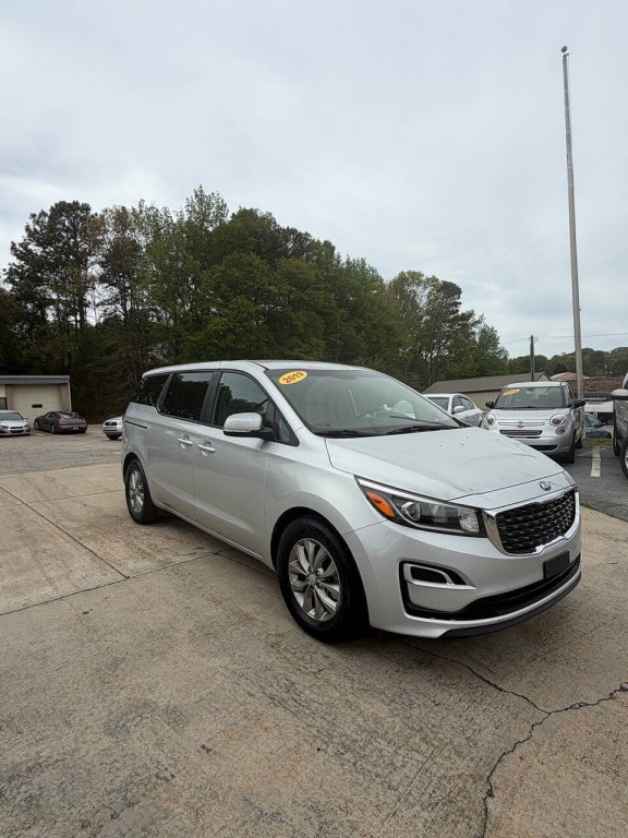 2019 Kia Sedona Image 2