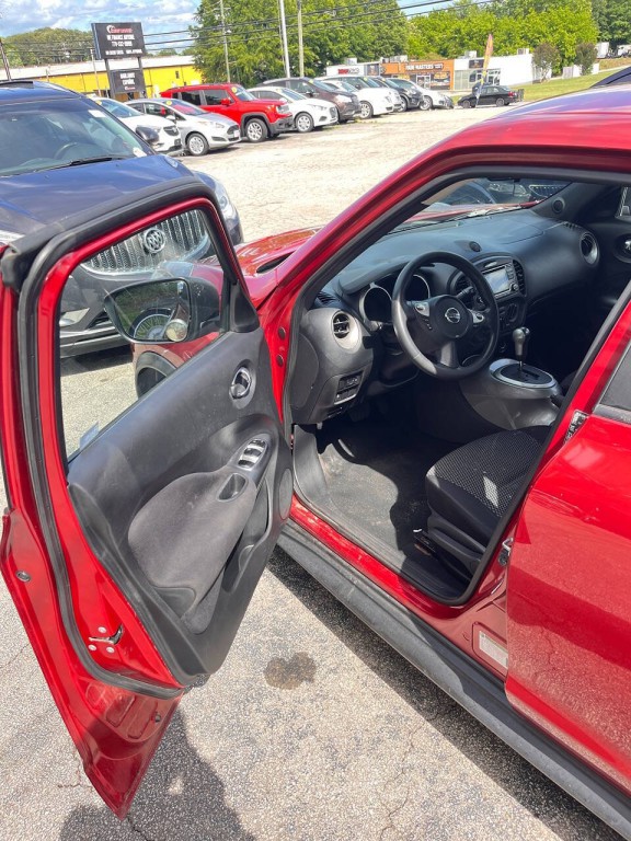 2017 Nissan Juke Image 2