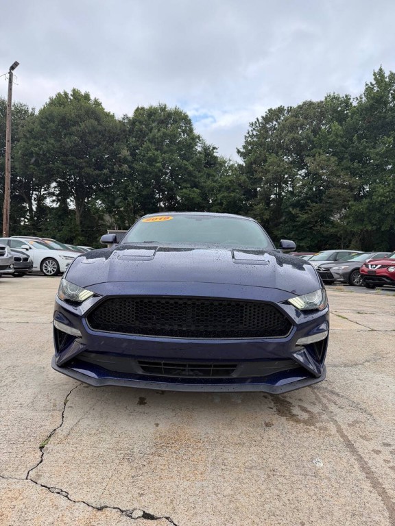 2019 Ford Mustang Image 1