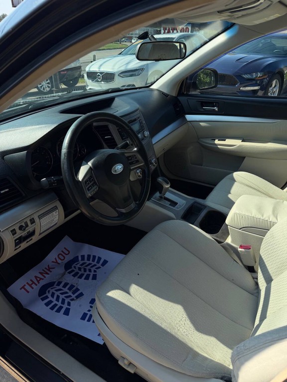 2012 Subaru Legacy Image 6