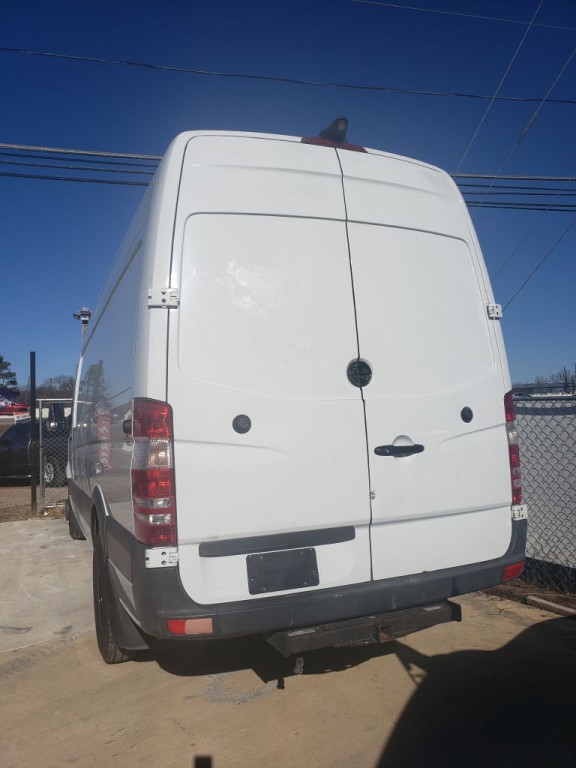 2016 Mercedes-Benz Sprinter Image 3