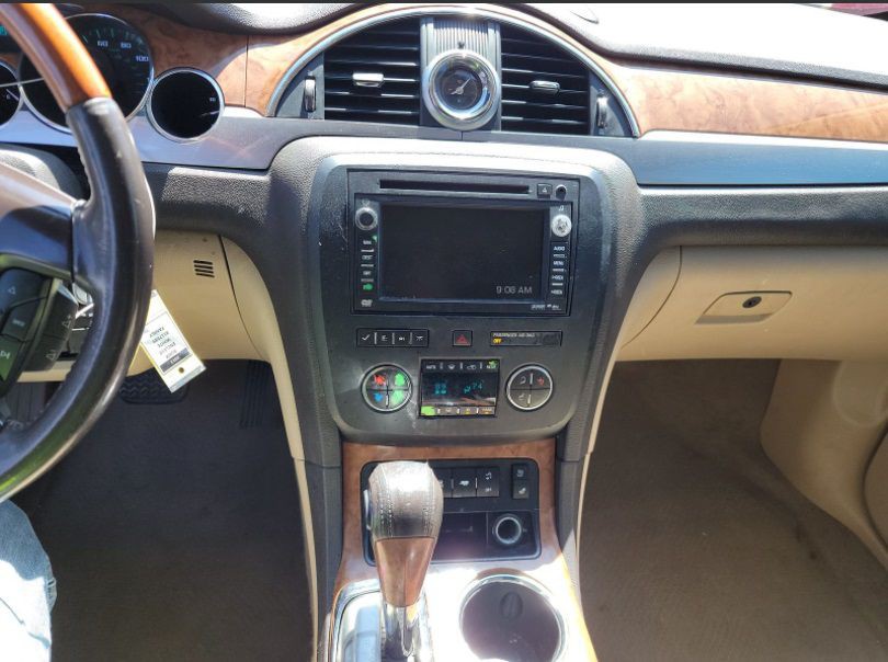 2011 Buick Enclave Image 6