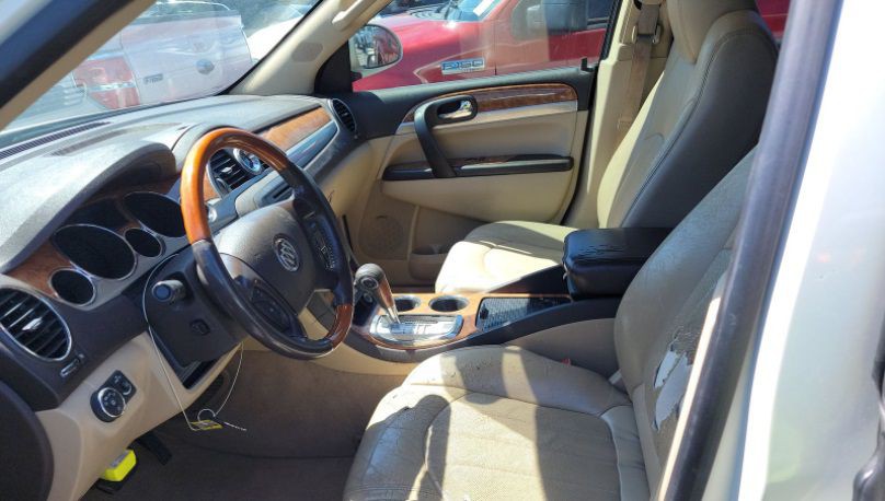 2011 Buick Enclave Image 7