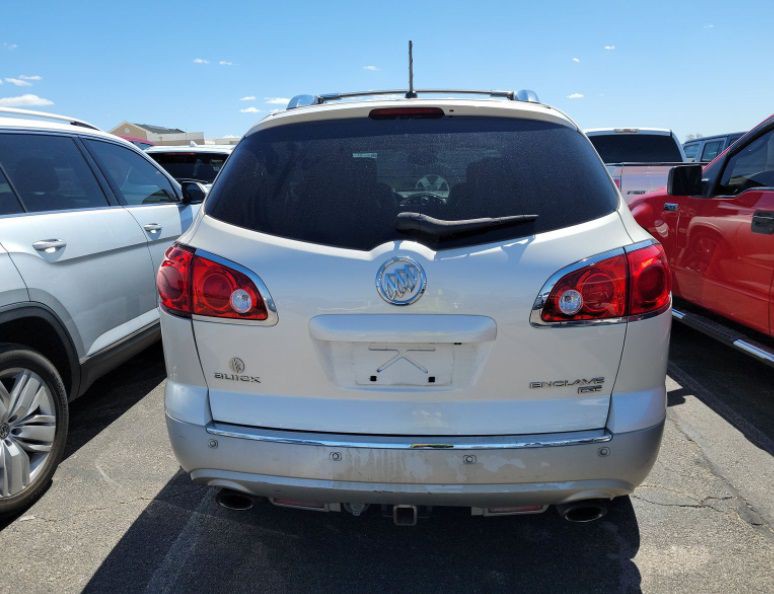 2011 Buick Enclave Image 10