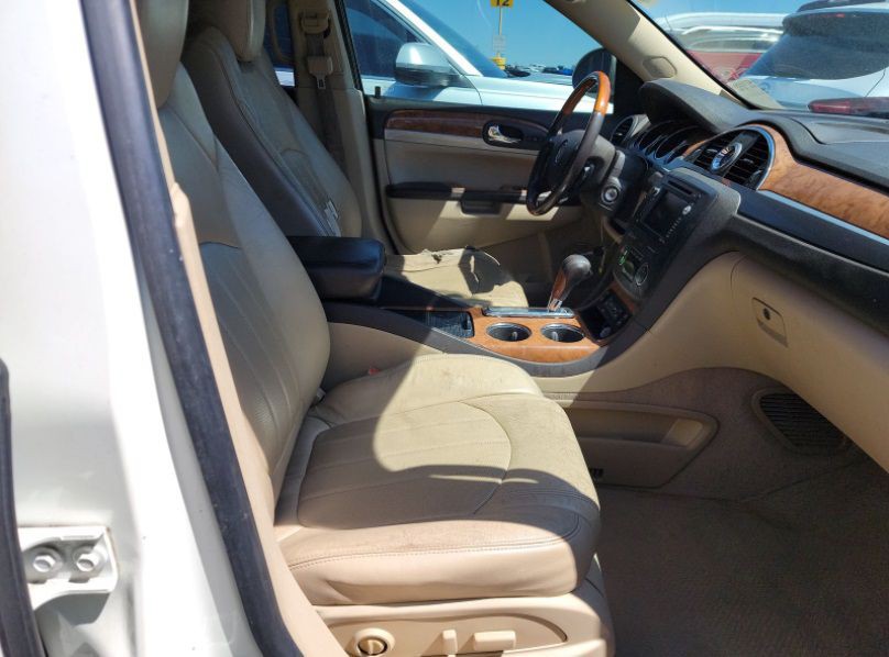 2011 Buick Enclave Image 11