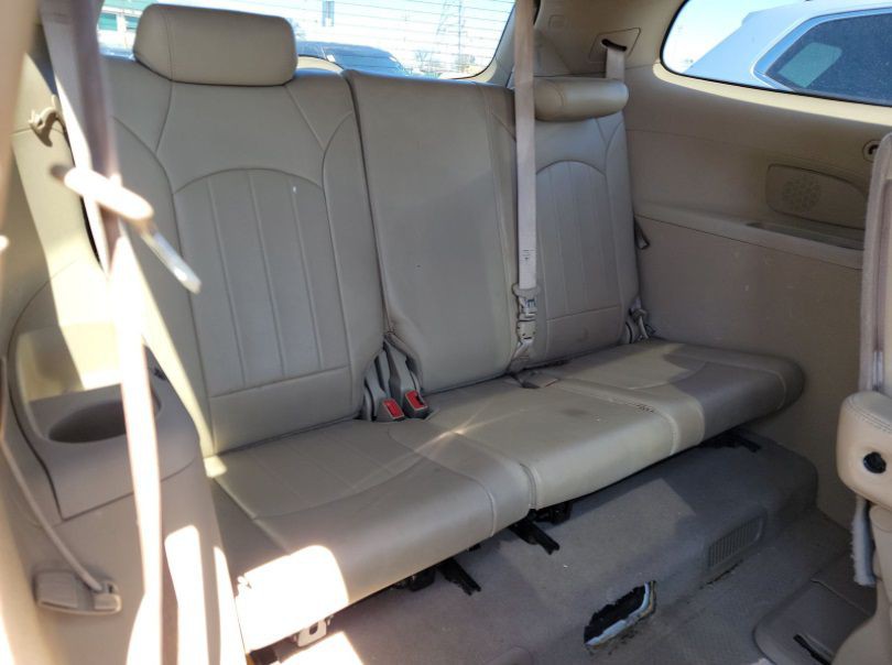 2011 Buick Enclave Image 13