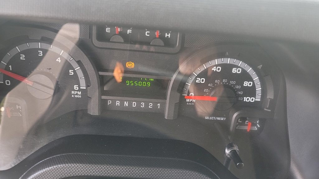 2009 Ford Econoline Image 9