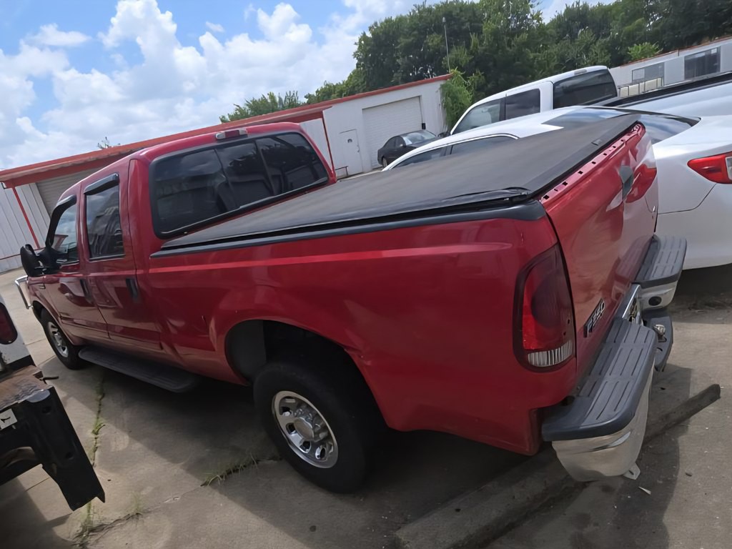 2003 Ford F-250 Image 2