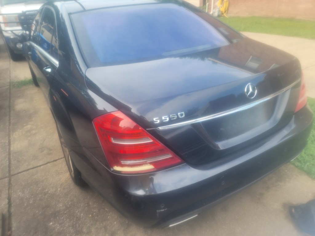2011 Mercedes-Benz S-Class Image 3
