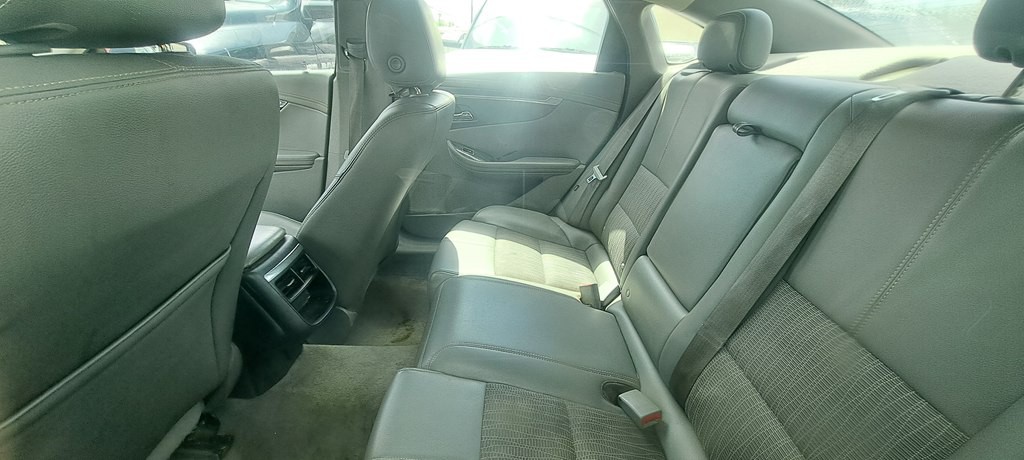 2015 Chevrolet Impala Image 14