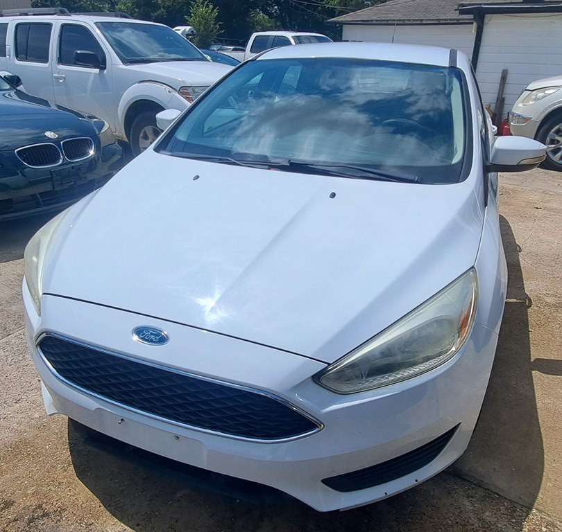 2016 Ford Focus Image 2