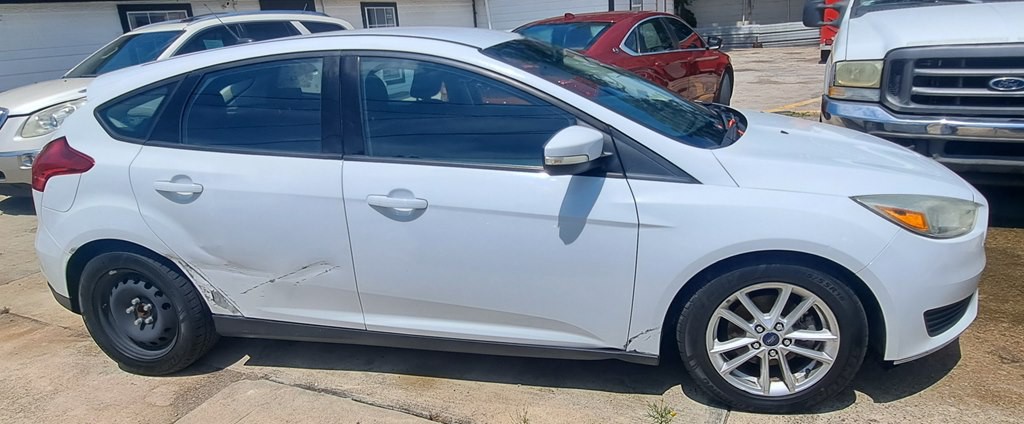 2016 Ford Focus Image 5