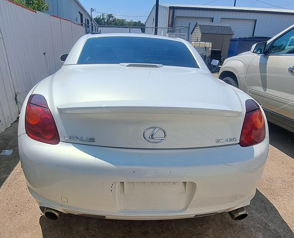 2005 Lexus SC Image 4