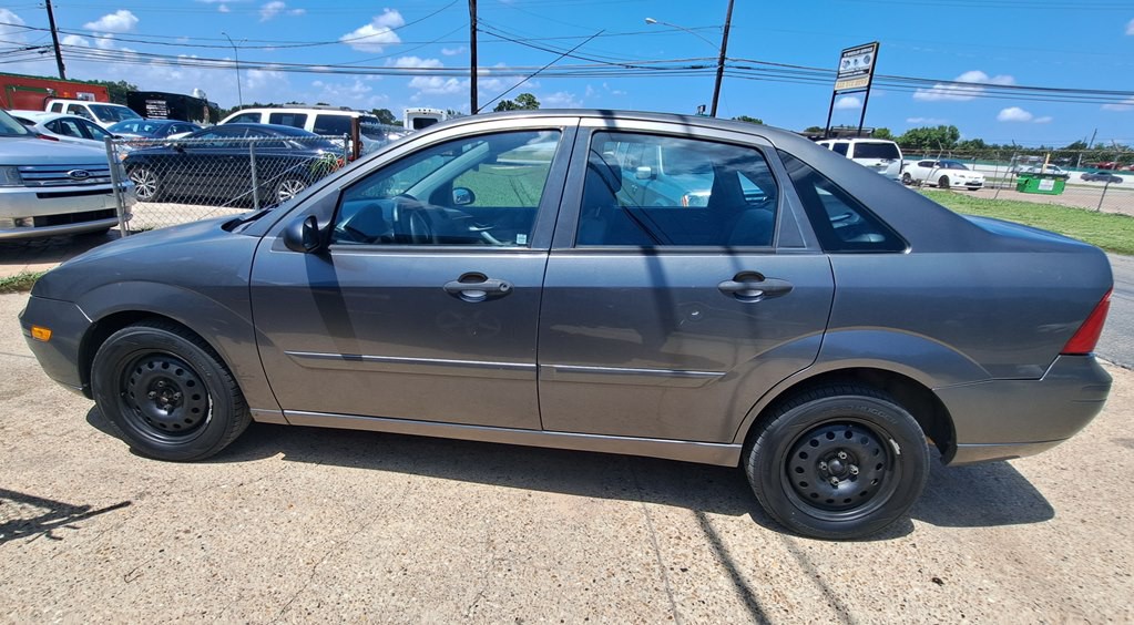 2006 Ford Focus Image 2
