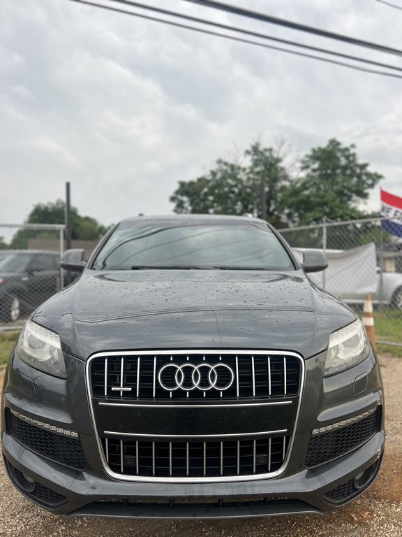 2011 Audi Q7 Image 1