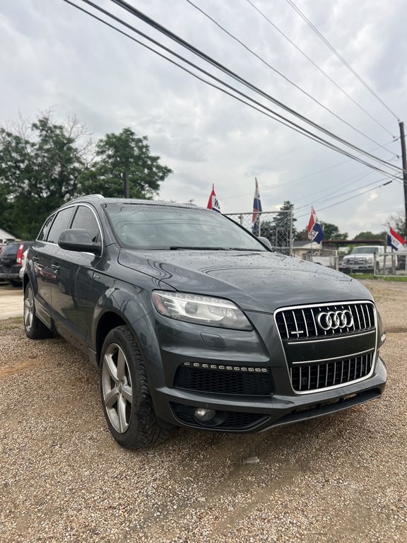 2011 Audi Q7 Image 2