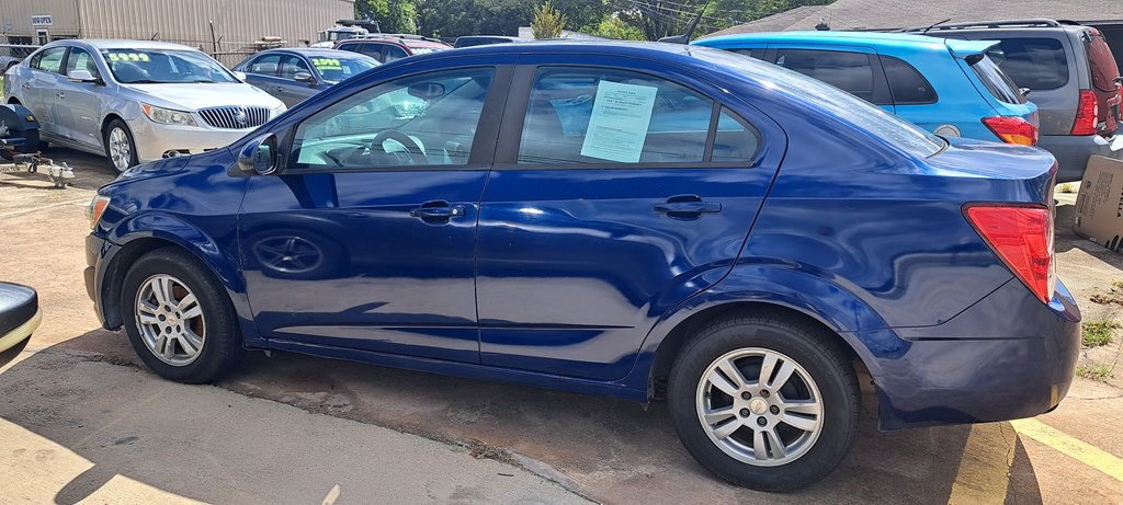 2014 Chevrolet Sonic Image 4