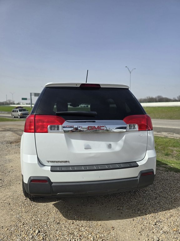 2015 GMC Terrain Image 6