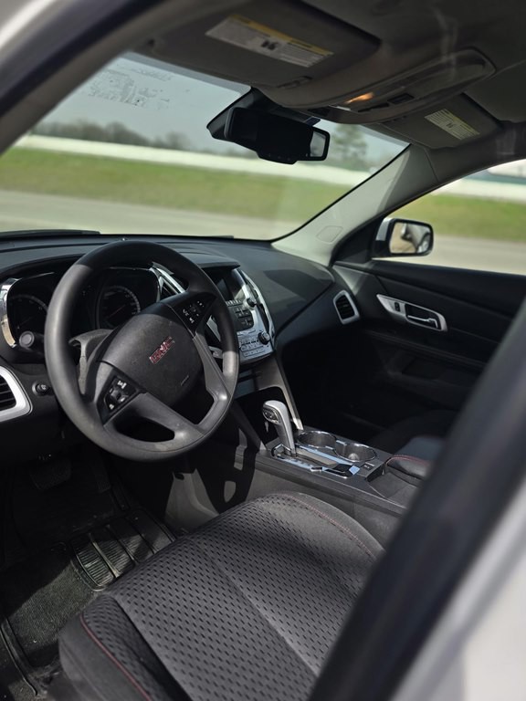 2015 GMC Terrain Image 7