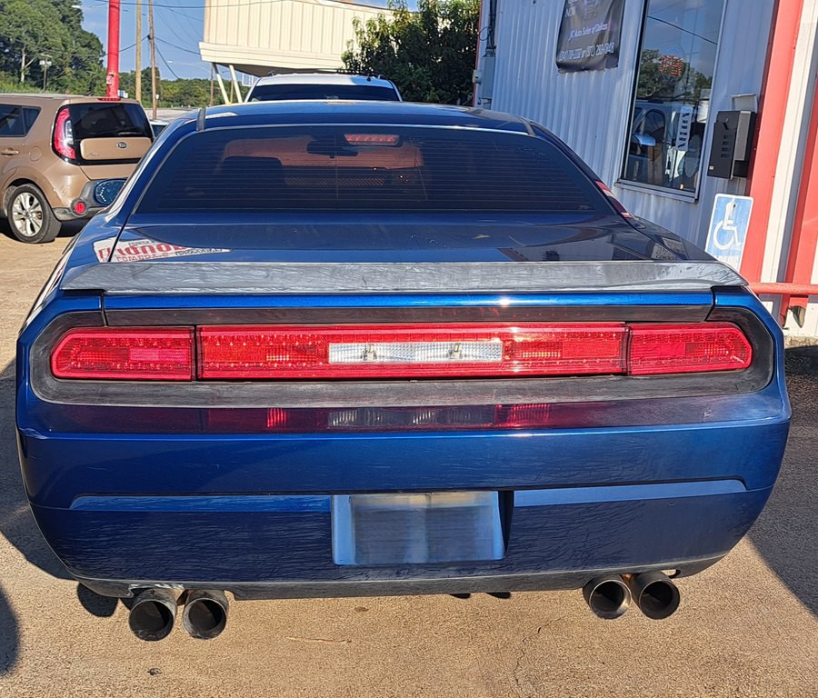 2010 Dodge Challenger Image 3