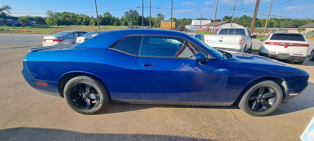 2010 Dodge Challenger Image 5