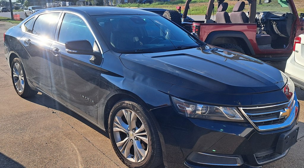 2015 Chevrolet Impala Image 2